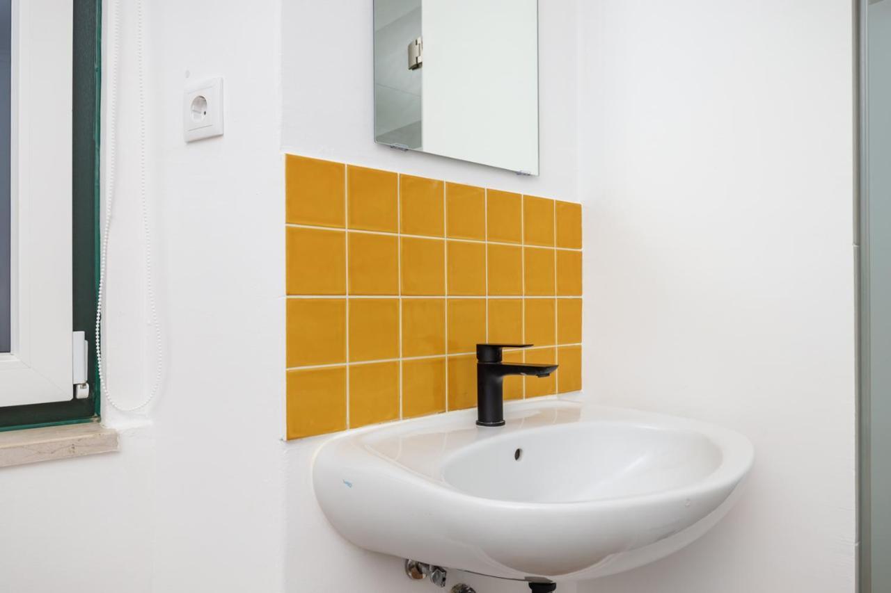 Guest Inn 3 Boutique Guest House Lisboa Ngoại thất bức ảnh
